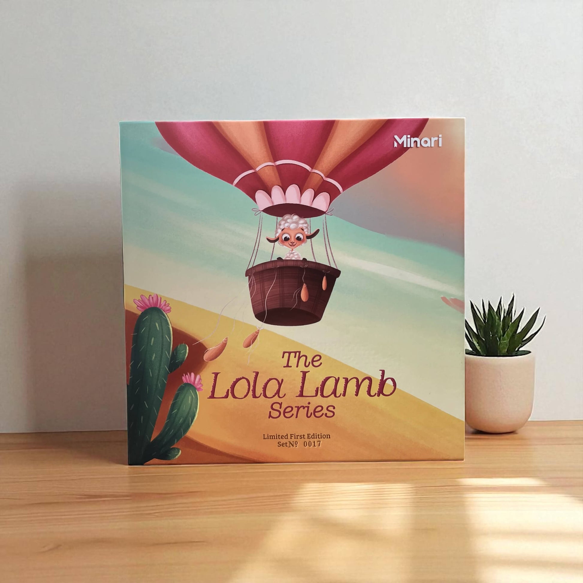 Lola Lamb Gift set front view